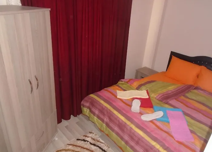 Lejlighedshotel The *